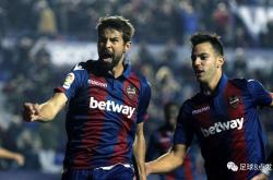 爱游戏官网-关于雄狮队遭遇连败，教练组寻找解决方案的信息