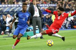 爱游戏在线-关于AC米兰反客为主击败热那亚，逆转胜利的信息