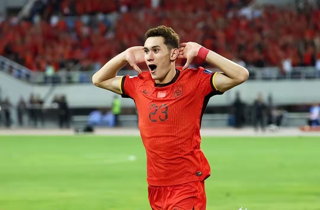 包含南亚球队战术调整成功，迎来连胜的词条